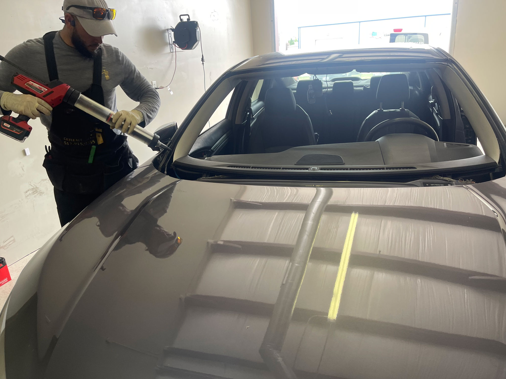 auto glass replacement near me