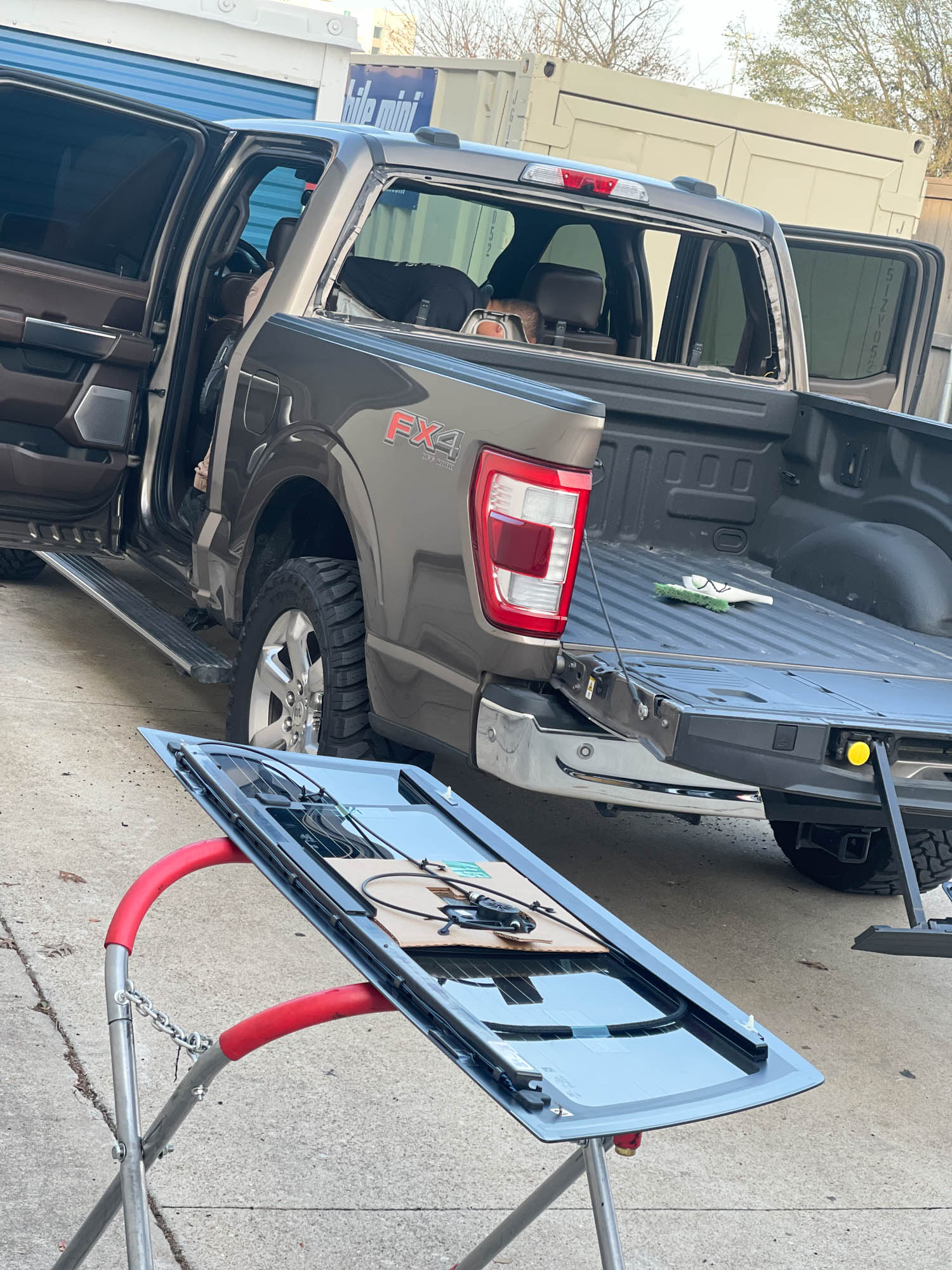 ford f150 rear window replacement