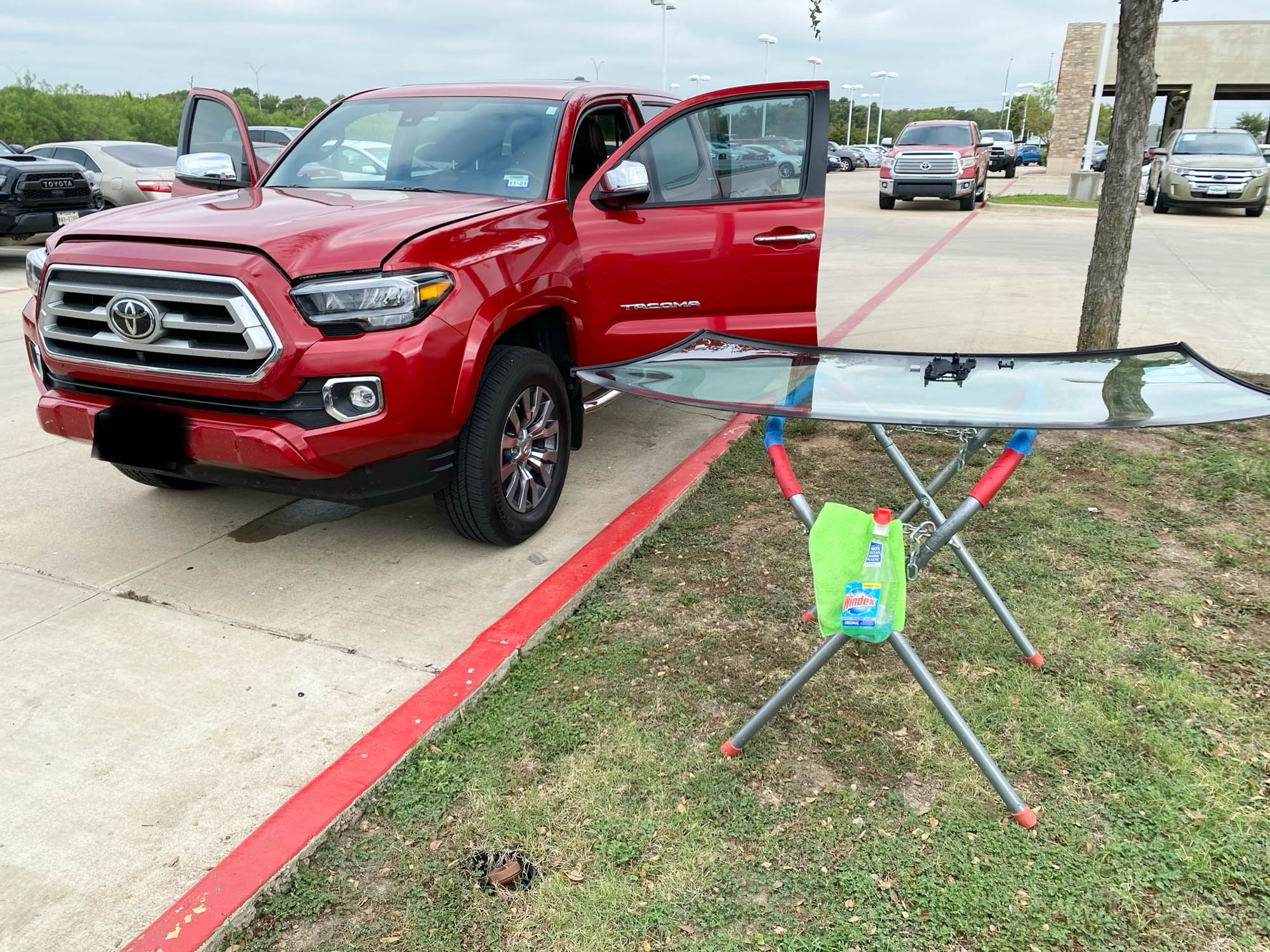 toyota pickup windshield replacement