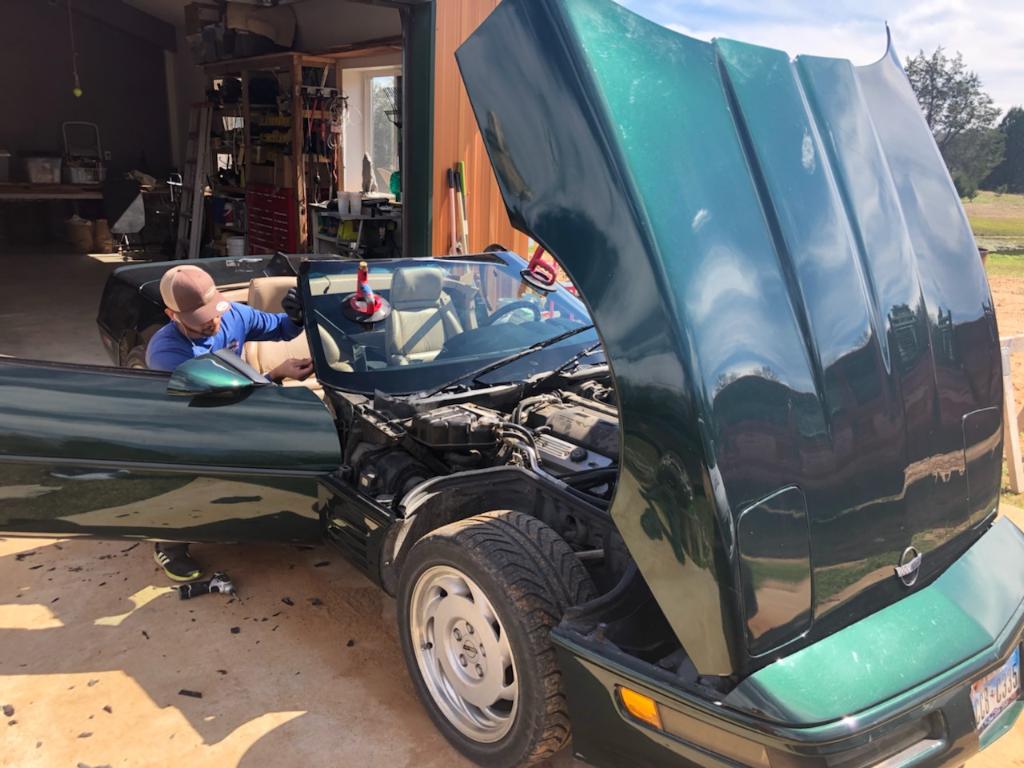 chevrolet corvette windshield 
replacement