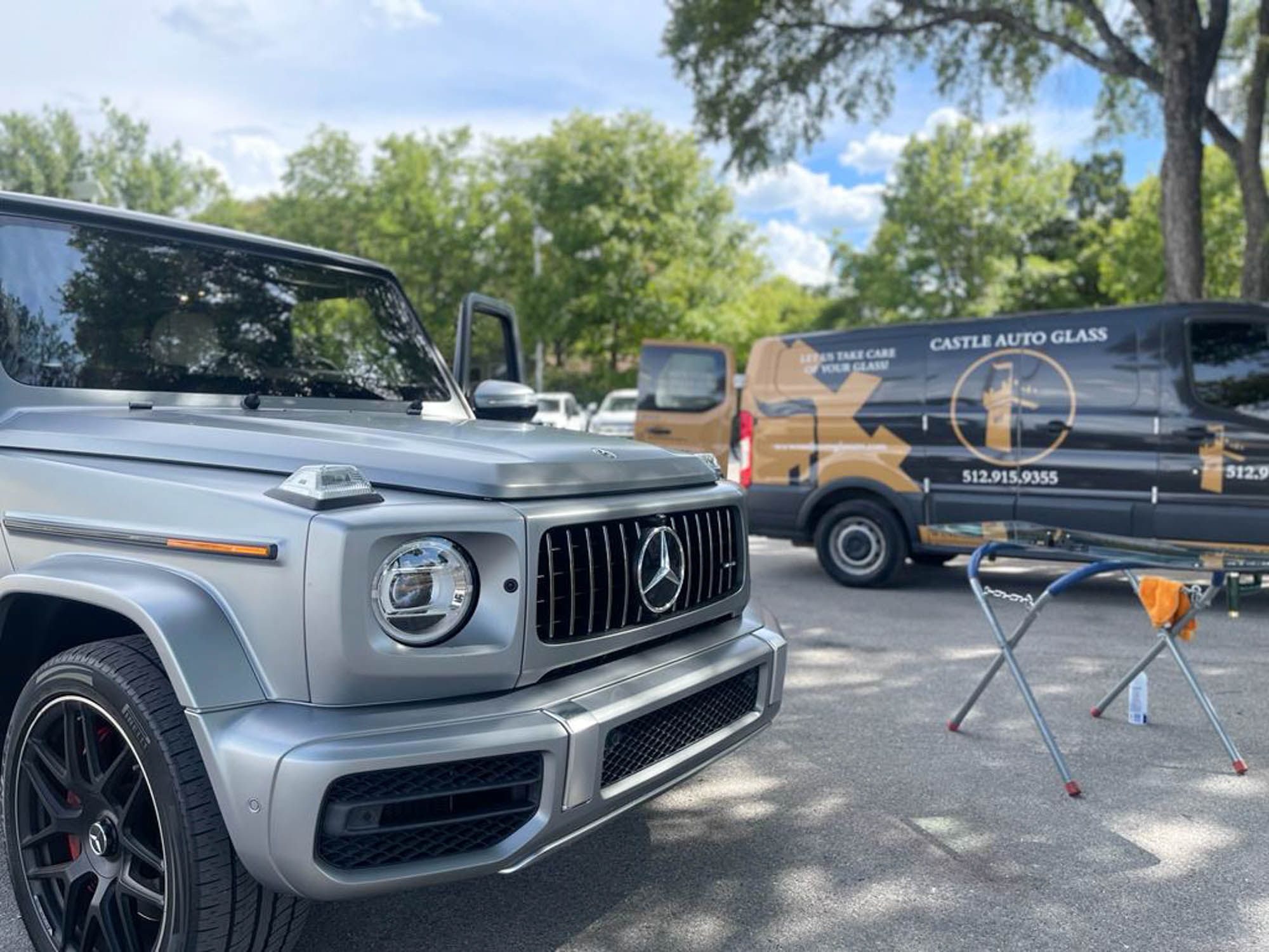 mobile windshield replacement service